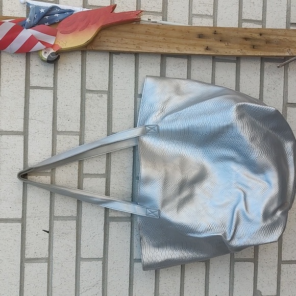 Silver Bag - Picture 8 of 11